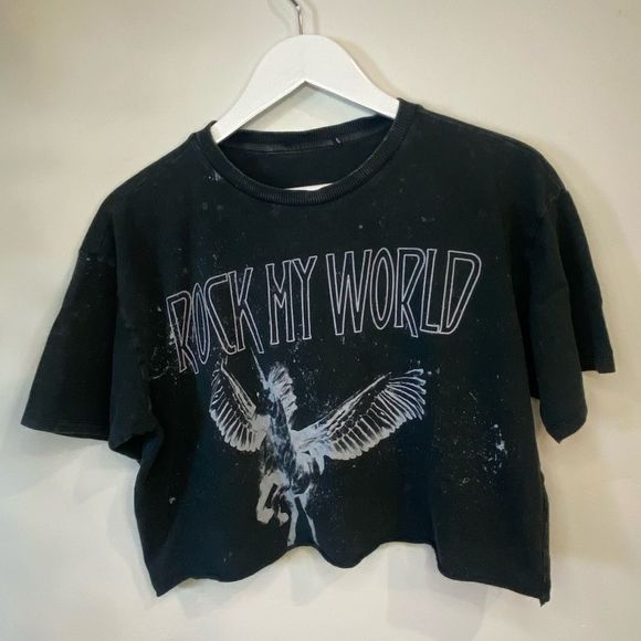 Tops - Graphic Crop T-Shirt